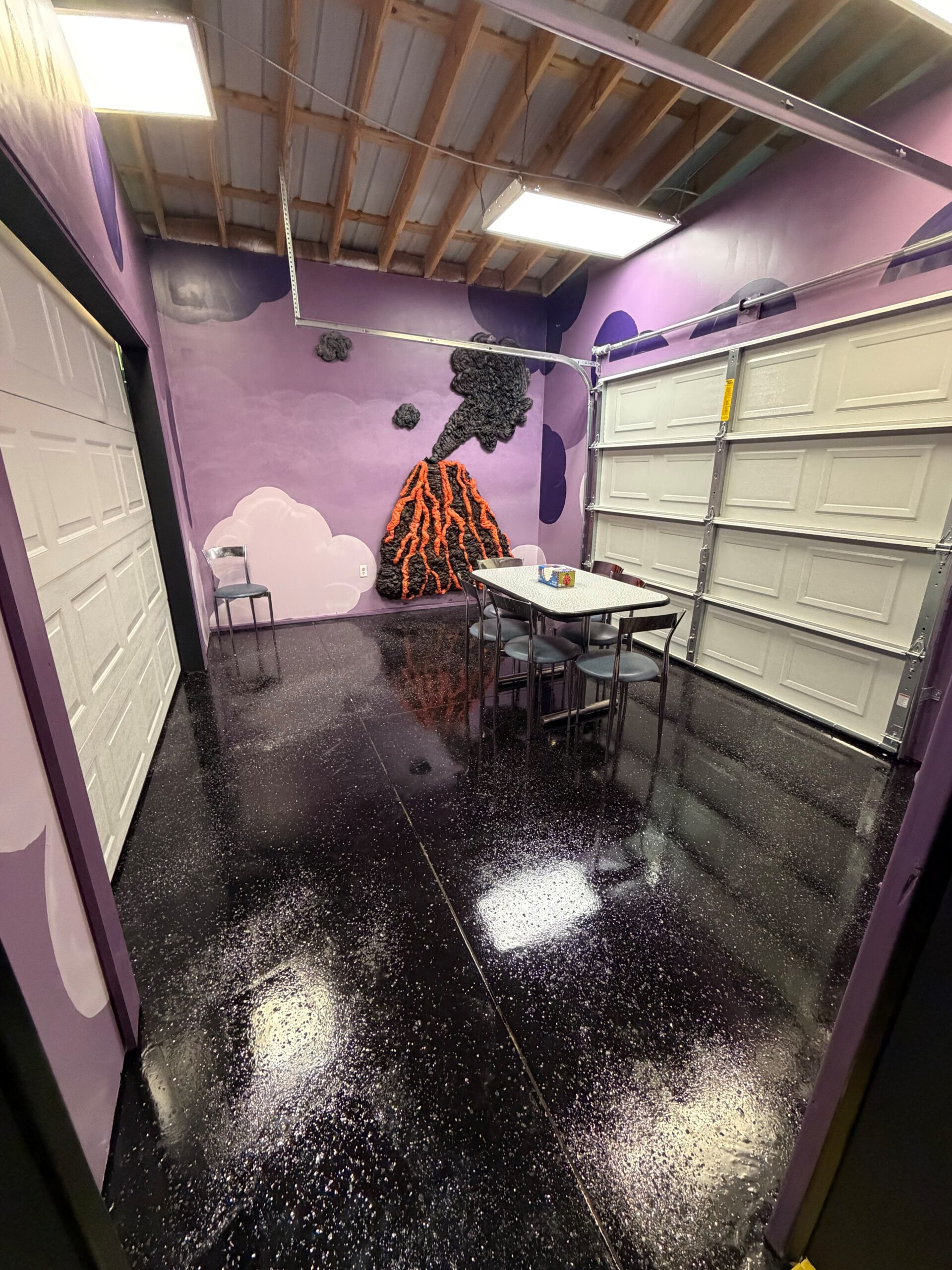 Jungle-themed party room at Funatics Family Fun Park